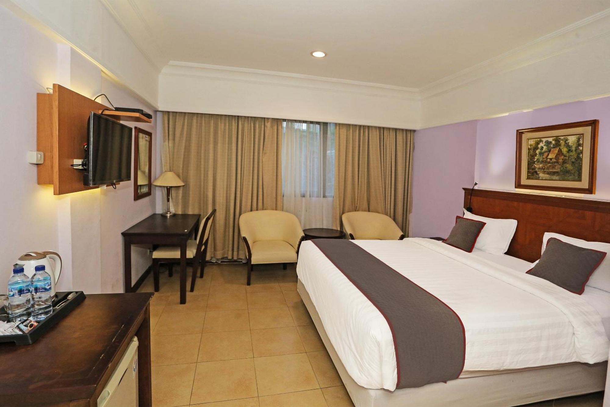 Collection O 91898 Series Hotel Kuningan จาการ์ตา ภายนอก รูปภาพ